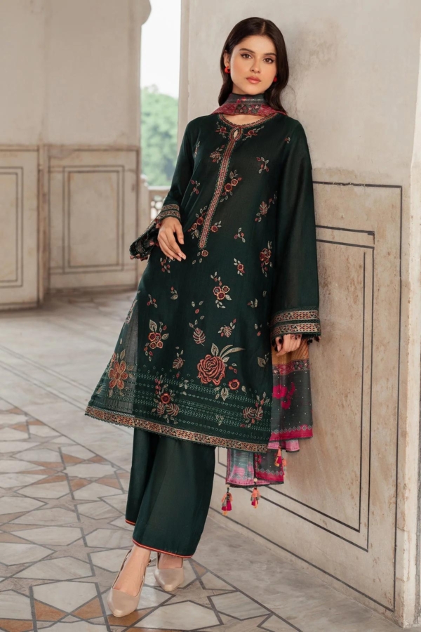 2K25 – Embroidered Lawn 3PC Suit with Diamond Print Dupatta