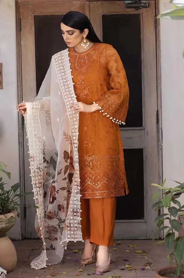 2K25 – Embroidered Lawn Suit with Chiffon Dupatta