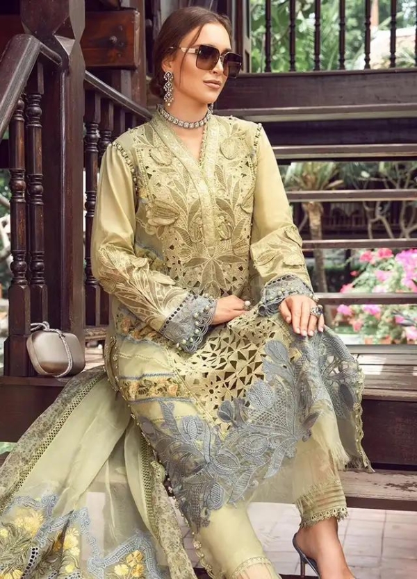 2K25 – Embroidered Lawn Suit with Ready-to-Wear Diamond Dupatta - Image 3