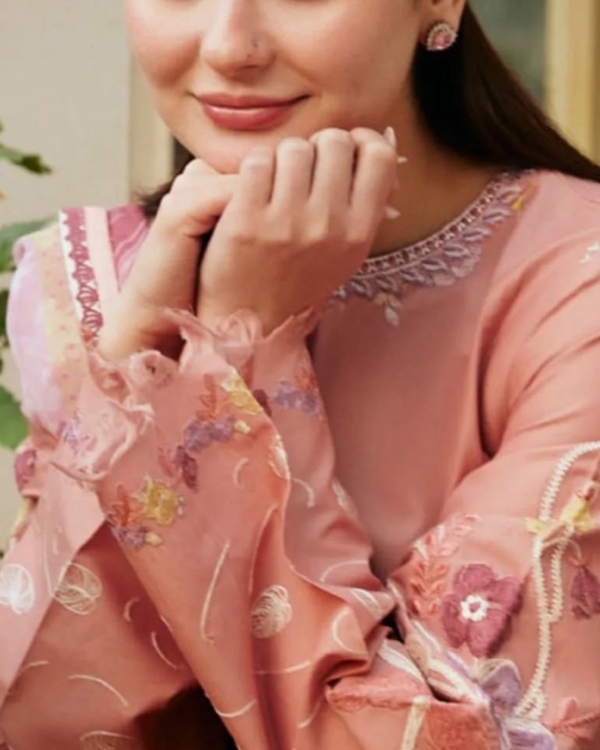 Embroidered Lawn Suit with Tarkashi Diamond Dupatta - Image 2