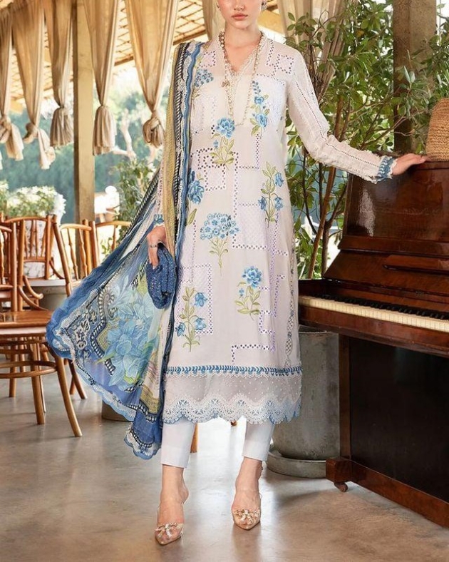 2K25 Luxury Lawn 3PC Embroidered Suit with Diamond Dupatta