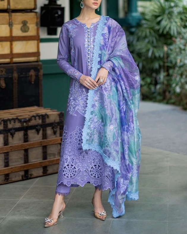 2K25 Luxury Lawn 3PC Embroidered Suit with Diamond Dupatta