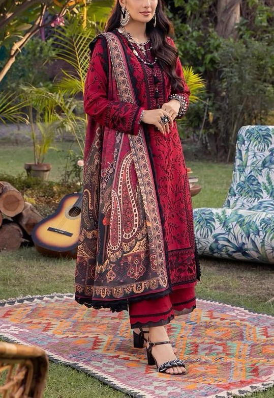 2K25 Luxury Lawn 3PC Embroidered Suit with Digital Diamond Tarkashi Dupatta