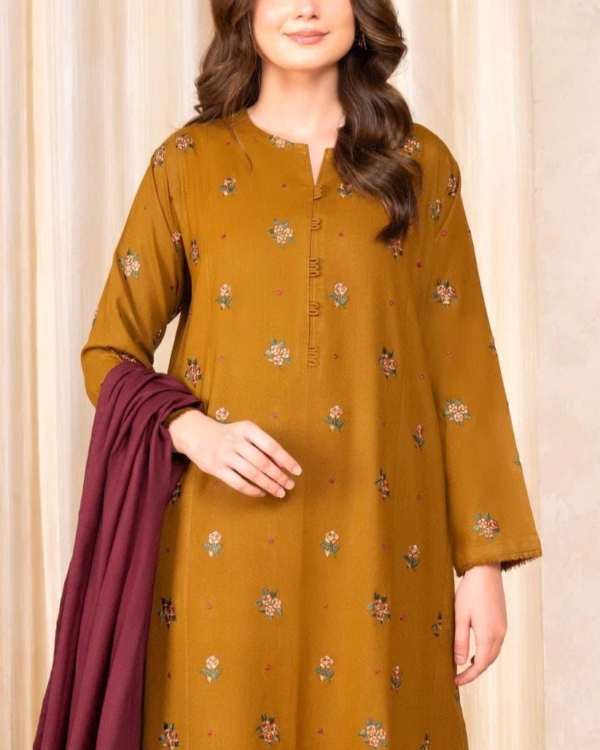2K25 Luxury Lawn 3PC Embroidered Suit with Zari Sequence Dupatta - Image 2