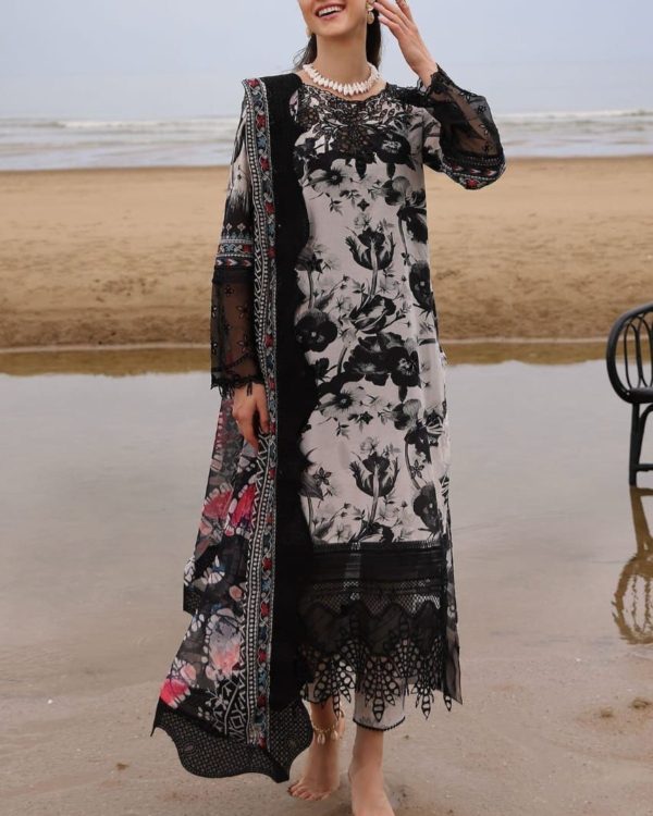 2K25 Luxury Lawn 3PC Embroidered Suit with Chiffon Dupatta