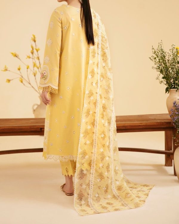 2K25 Premium Lawn 3PC Suit with Organza Dupatta - Image 4