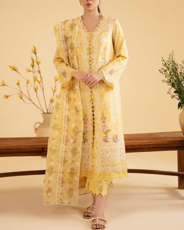 2K25 Premium Lawn 3PC Suit with Organza Dupatta