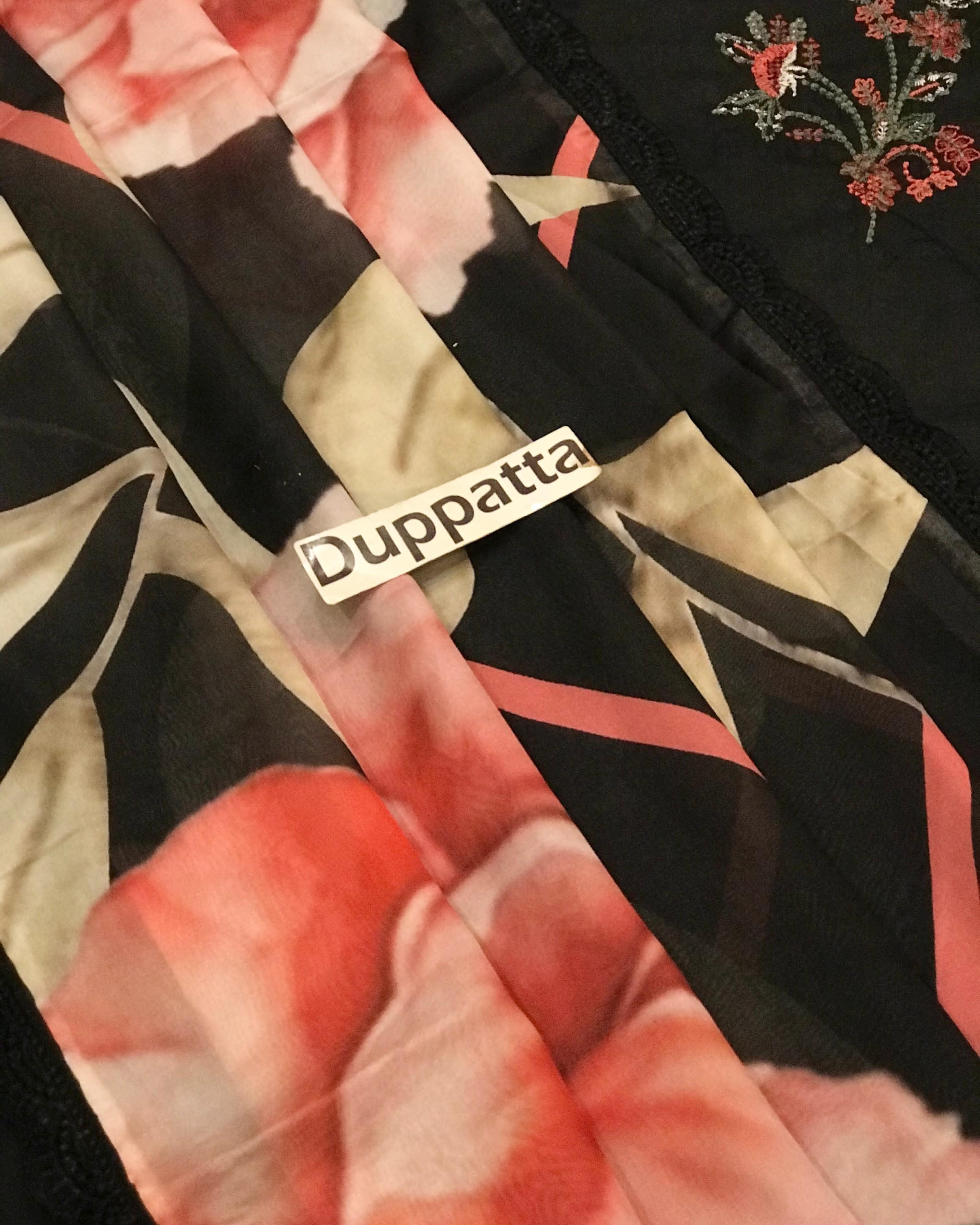 Lawn Suit – 3PC | Luxury Collection - Image 8