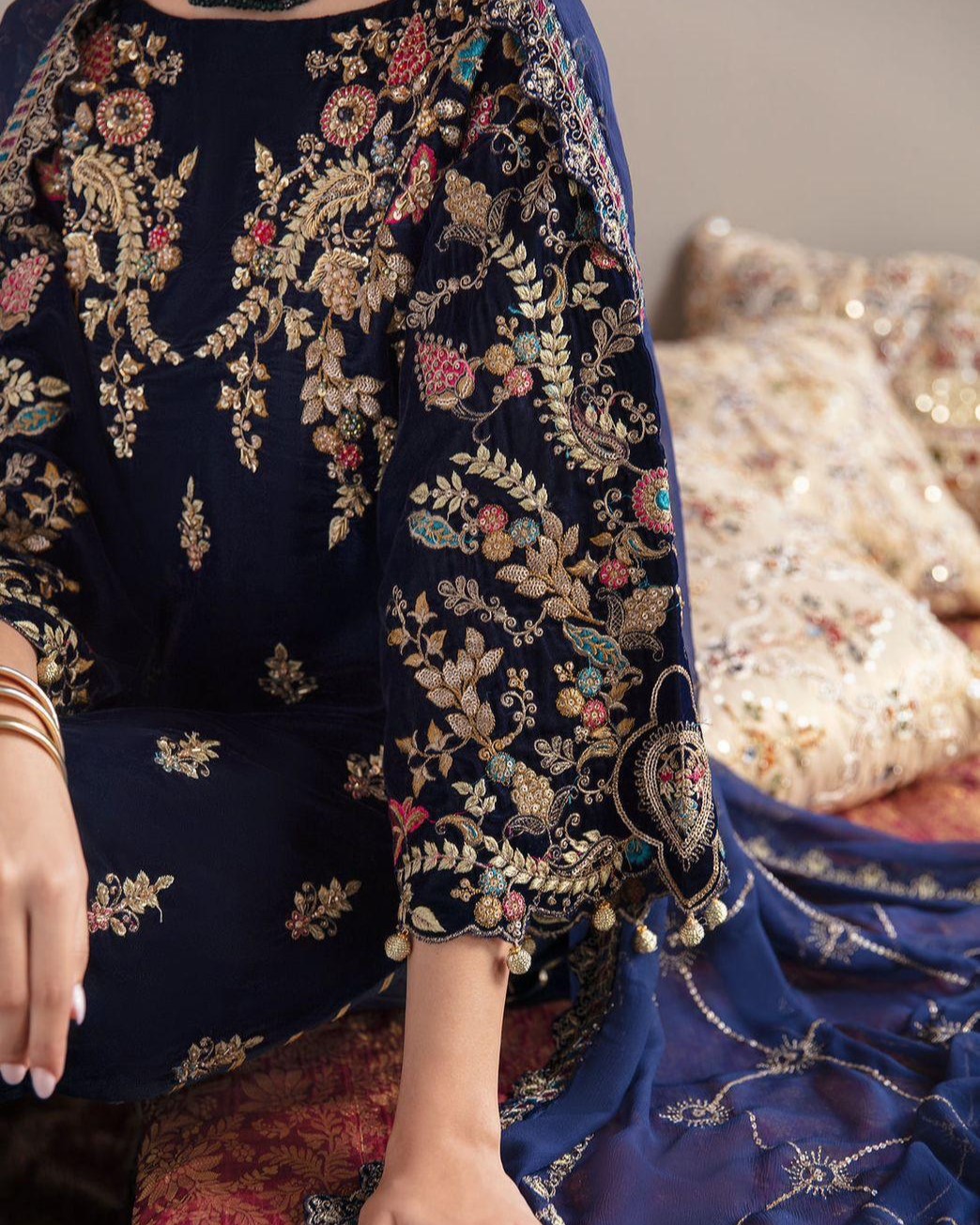 Velvet Suit – 3PC | Luxury Collection - Image 5