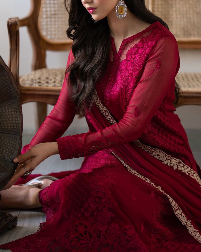 Elegant Chiffon Embroidered Suit with Shamoz Silk Trouser - Image 5