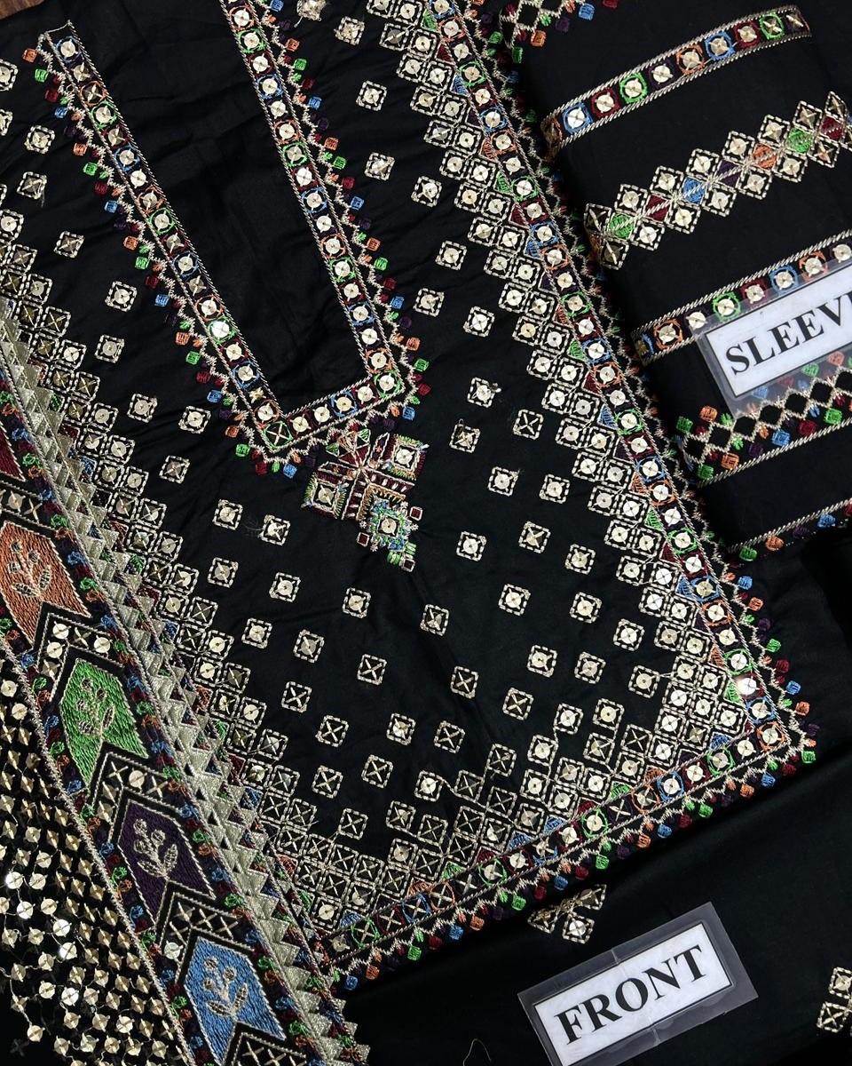 Cotton Lawn Embroidered Suit - Image 7