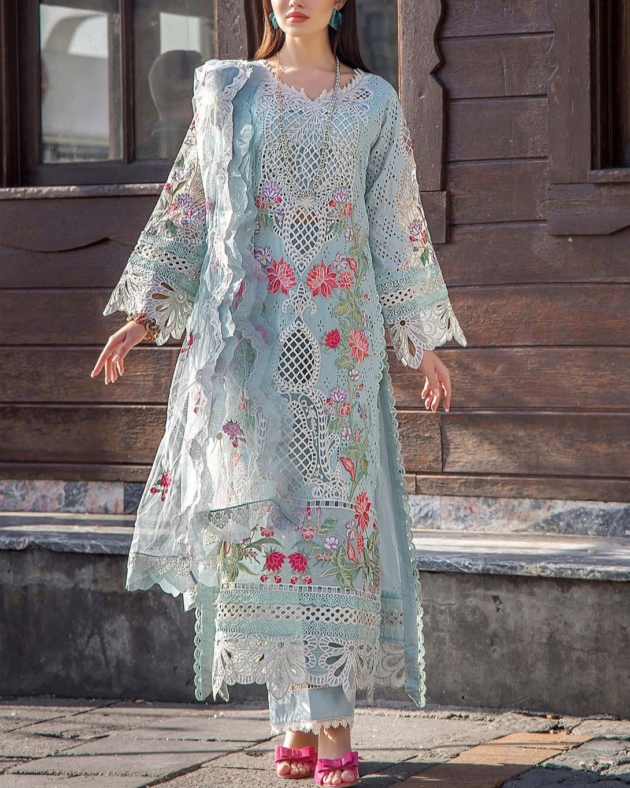Lawn Chikankari Suit