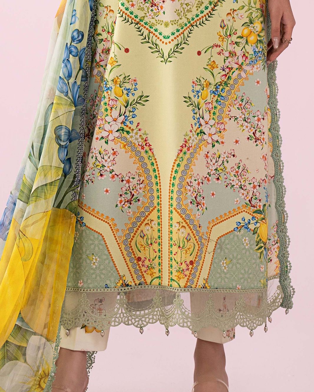Printed Lawn Embroidered Suit - Image 4